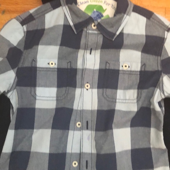 Boys button down shirts (3of them) - Picture 4 of 8